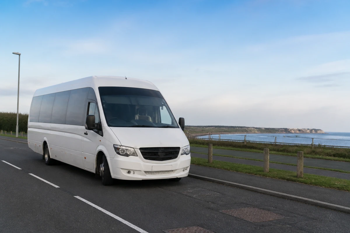 Minibus Hire in New Malden